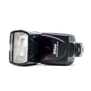 Nikon SB-700 Speedlight (Condition: Good)