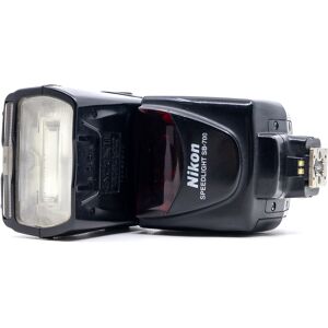 Nikon SB-700 Speedlight (Condition: Good)