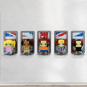 Wicked Brick Wall Mounted Display for LEGO® Brickheadz Spice Girls Tribute (40548) - Wall mounted display with background design 1 (Union Jack)
