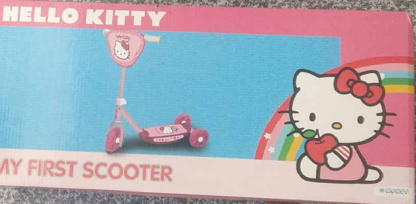 MONDO Monopattino Hello Kitty 3 Ruote