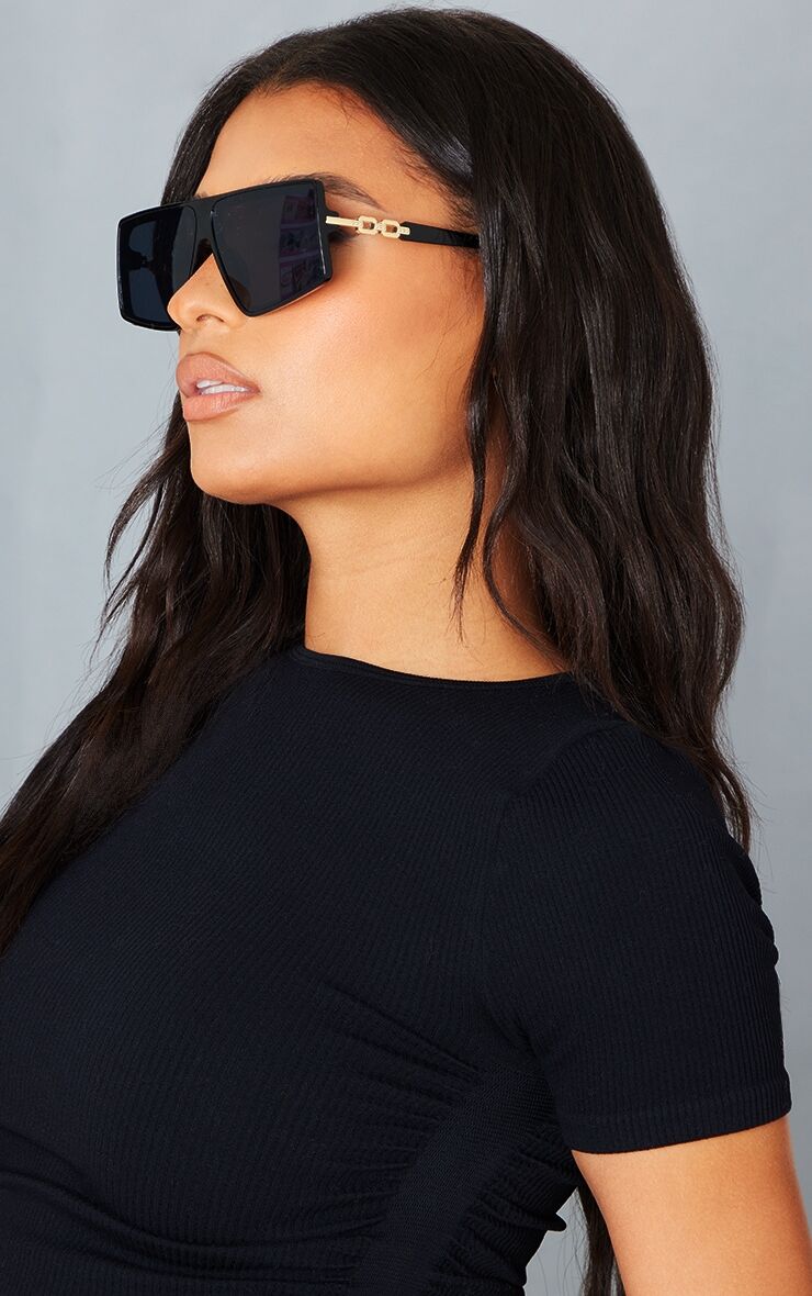 PrettyLittleThing Black Chain Detail Visor Sunglasses  - Black - Size: One Size