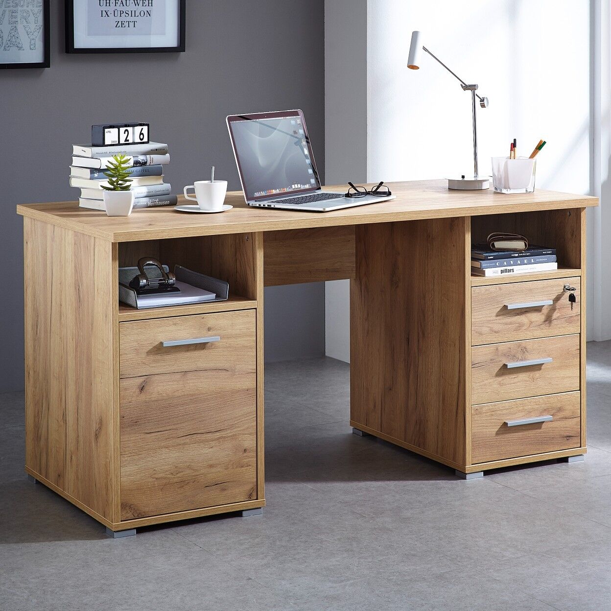 Germania Bureau Branko 145cm met 1 deur & 3 lades - eik