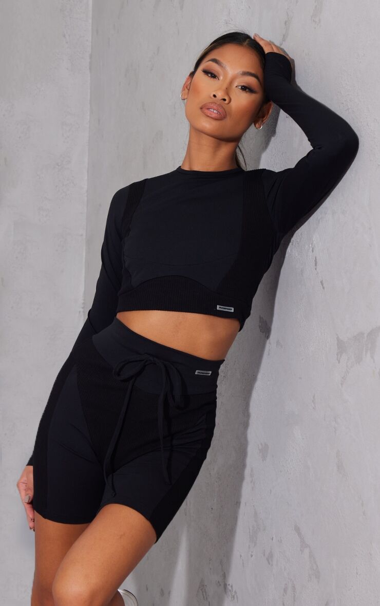PrettyLittleThing Black Sculpt Luxe Panel Rib Sports Crop Top  - Black - Size: 6