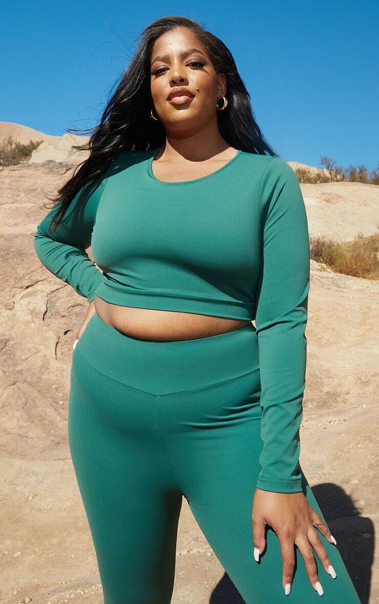 PrettyLittleThing Plus Green Sculpt Luxe Medium Support Long Sleeve Sports Crop Top  - Green - Size: Extra Large