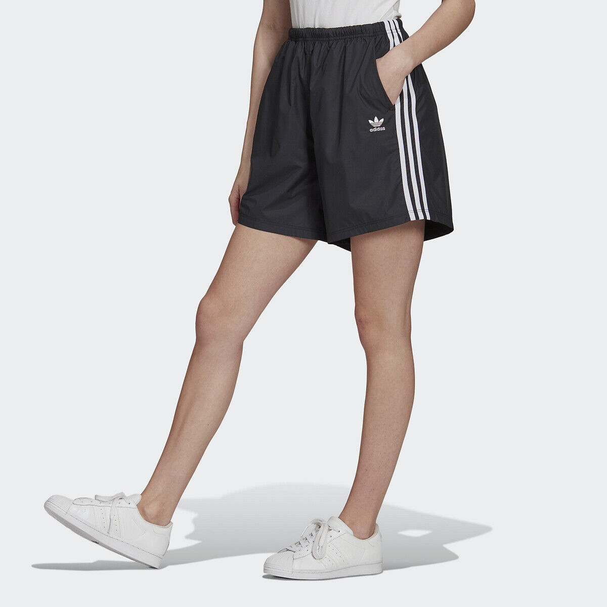Adidas Shorts Adicolor, weite und leichte Form SCHWARZ