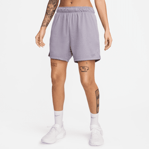 Nike Attack-Dri-FIT Fitness-shorts uden for og mellemhøj talje (13 cm) til kvinder - lilla lilla XS (EU 32-34)