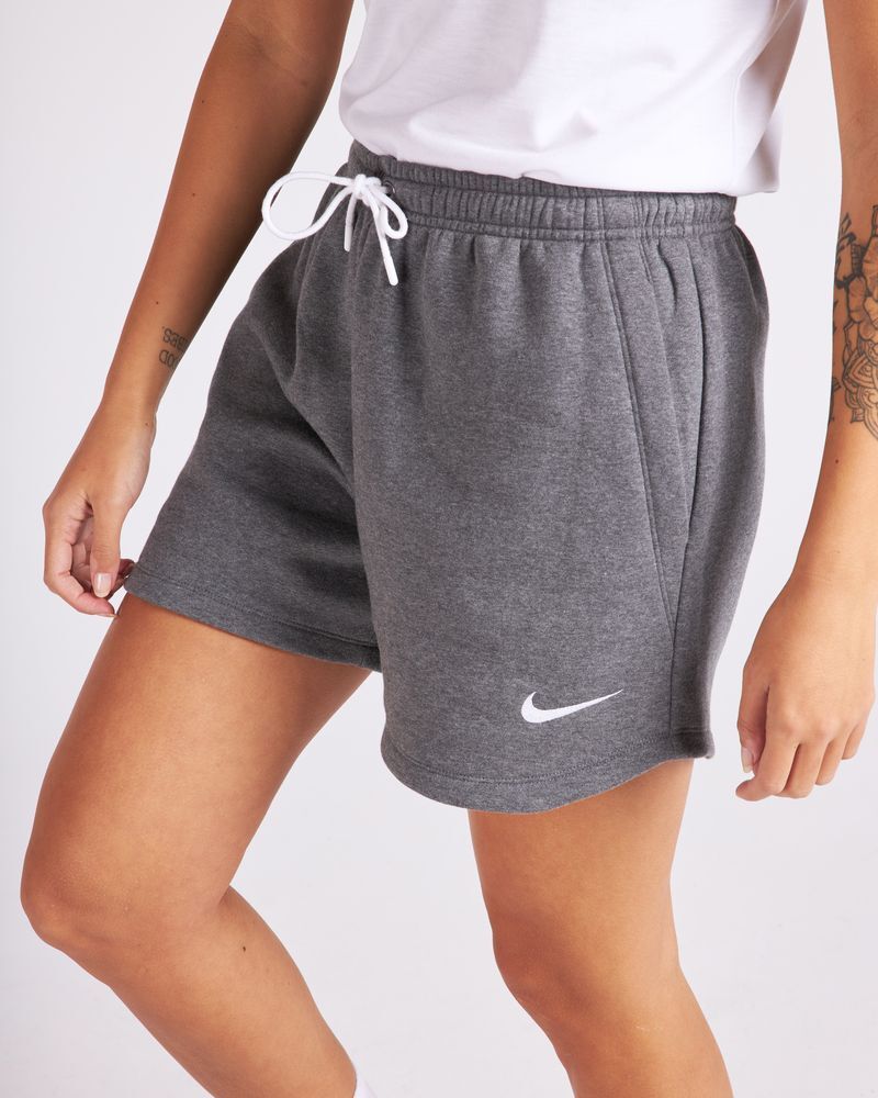 Nike Pantaloncini da uscita Team Club 20 Grigio Scuro per Donne CW6963-071 XS