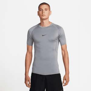 Tætsiddende Nike Pro Dri-FIT-fitnessoverdel med korte ærmer til mænd - grå grå XXL