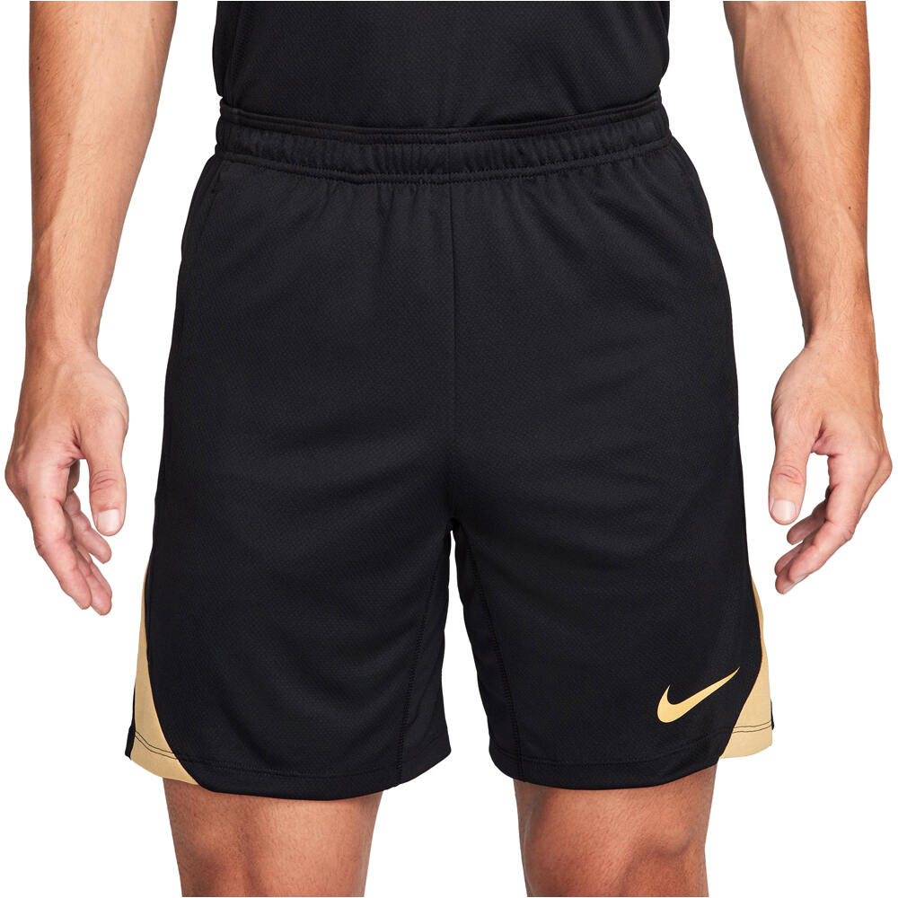 Nike dri-fit strike pantalones cortos futbol Negro (S)