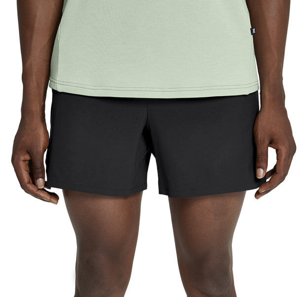 On Essential - pantali corti running - uomo Black XL