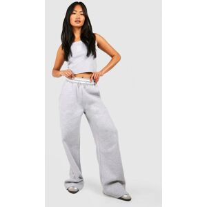 boohoo Contrast Piping Sloughy Straight Leg Jogger