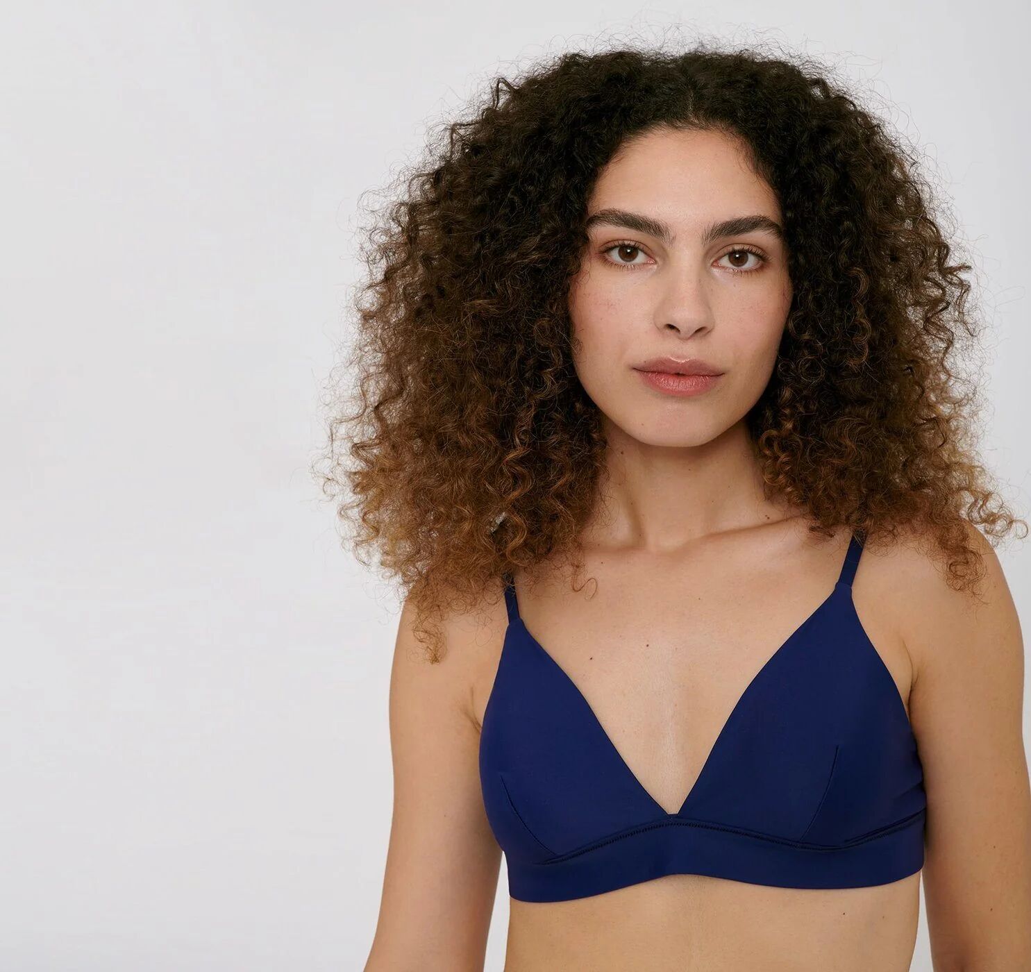 Organic Basics Women's Re-Swim Bikini Top - Recycled Nylon, Navy / XL
