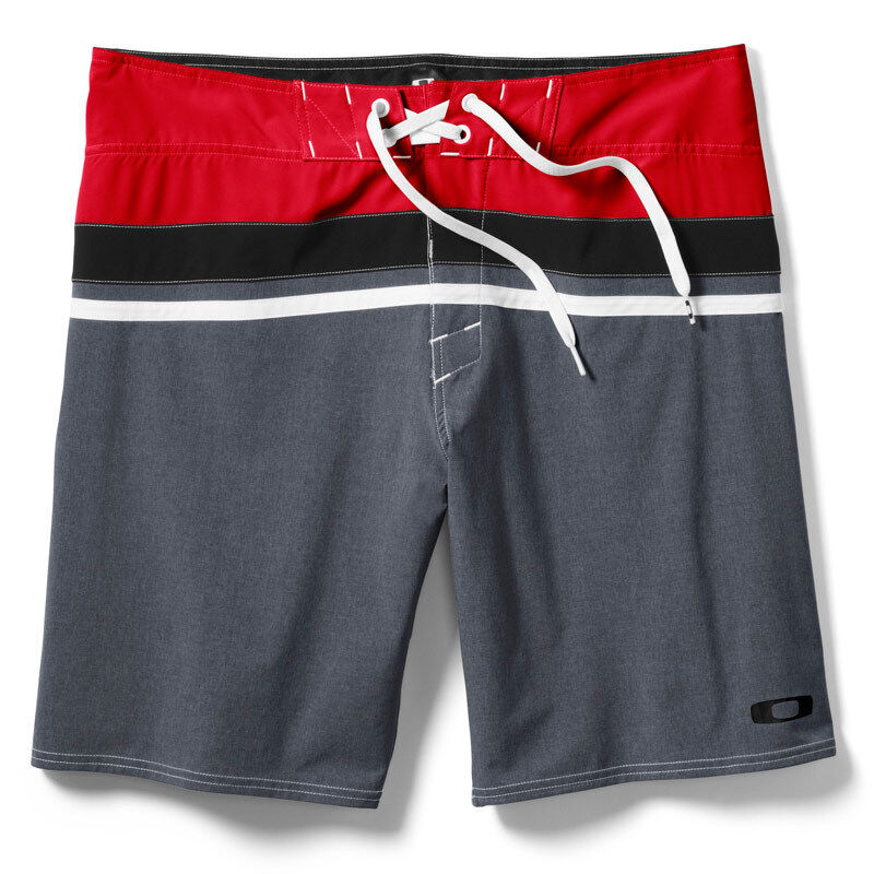 Oakley Pilot 19 Shorts  - Red