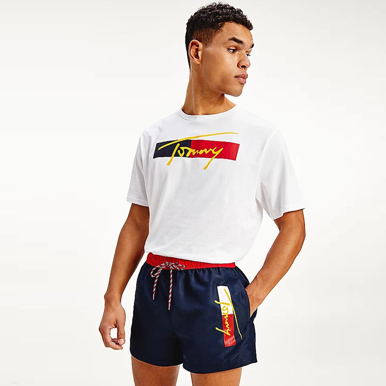 TOMMY HILFIGER Tmavomodré plavky Short Drawstring – M