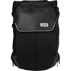 Aevor Bike Pack Proof – vedenkestävä pyöräilyreppu kierrätysmuovista  - Black - female