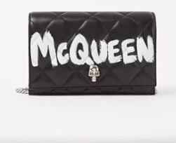 Alexander McQueen Skull Small crossbodytas van quilted kalfsleer met logo - Zwart