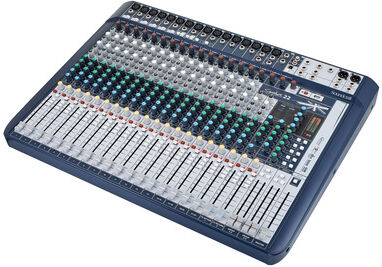 Soundcraft Signature 22