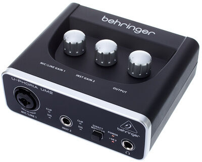 Behringer U-Phoria UM2