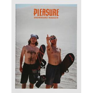 Pleasure #142 Culture Special EN Lehti kuviotu