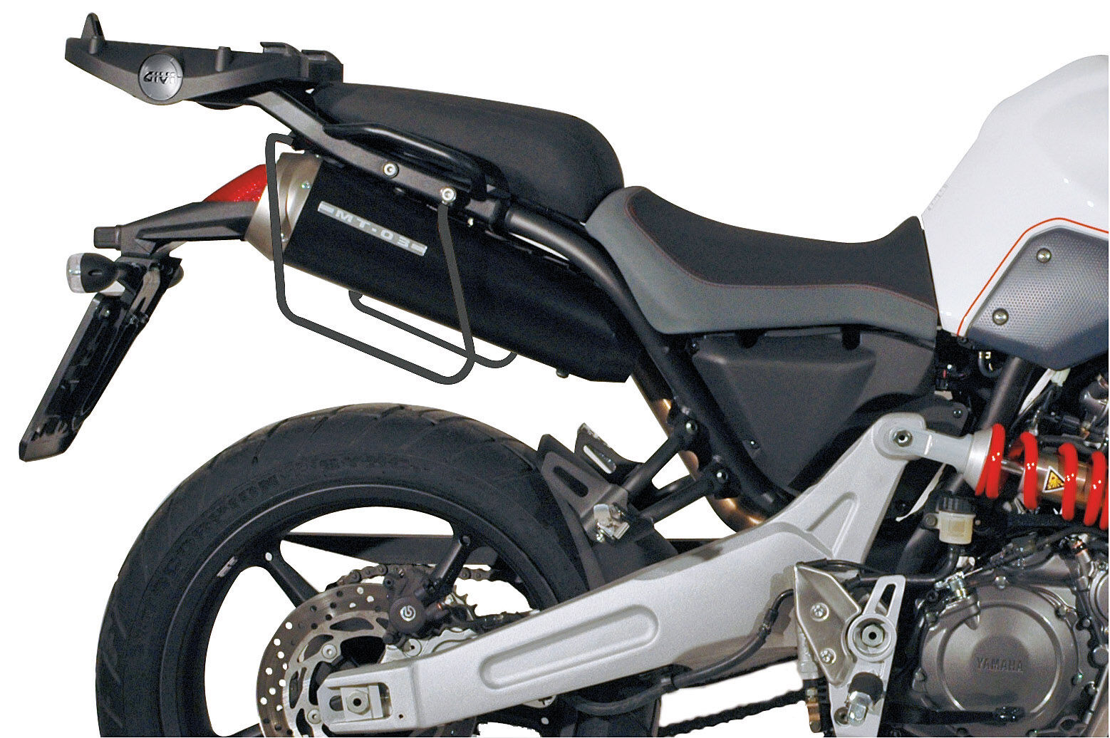 GIVI Espaciador  para alforjas MT501 (par) para modelos Moto Guzzi (ver descripción) -