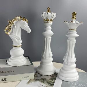 LOST STAR Skak King Queen Knight Resin Crafts International Chess Statue Skulptur