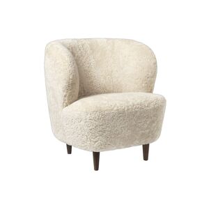 GUBI Stay Lounge Chair Fully Upholstered SH: 40 cm - Moonlight/American Walnut