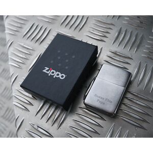 Cadeaux.com Briquet Zippo® Grave