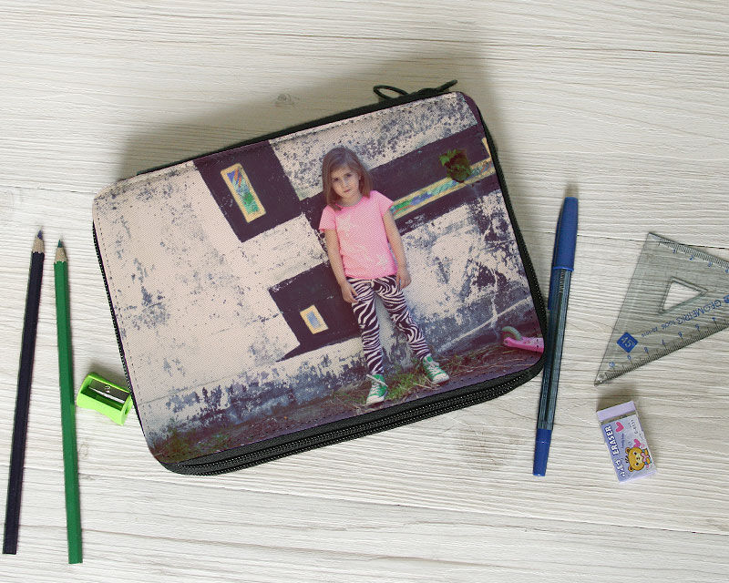 Cadeaux.com Trousse avec fournitures Photo