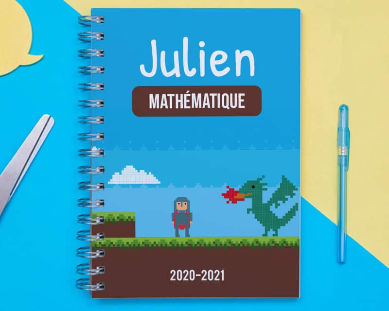 Cadeaux.com Cahier personnalisable - Jeux Vidéo Rétro - Version Garçon