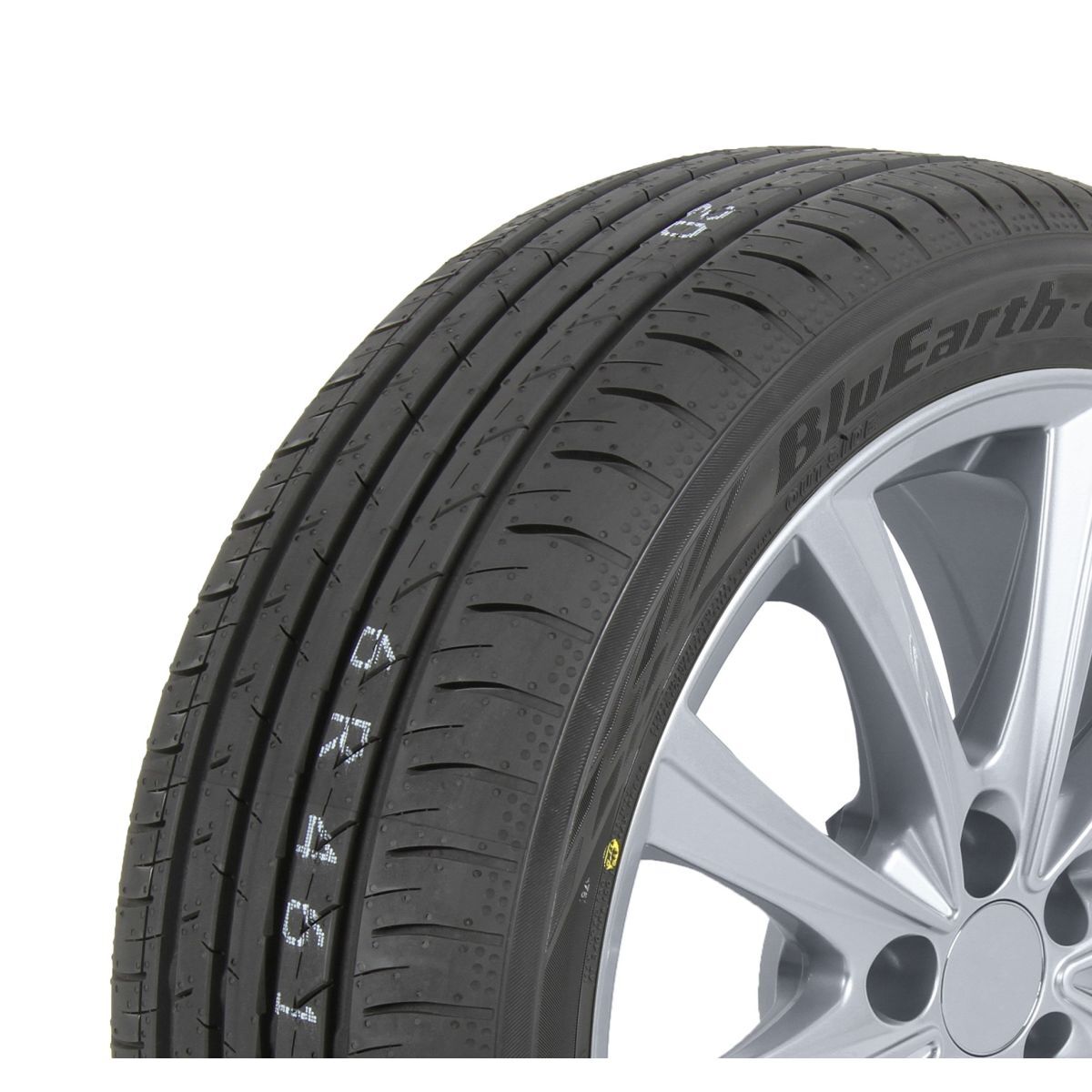 Neumáticos de verano YOKOHAMA BluEarth-GT AE51 215/50R17 XL 95W