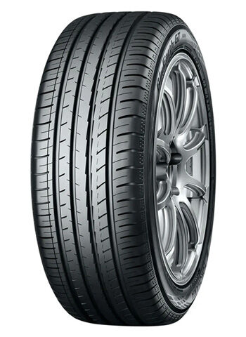 YOKOHAMA 215/45 R18 93W  YOKO BLUEARTH-GT AE51 XL