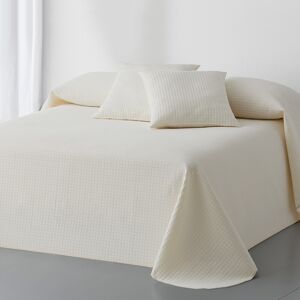 Blancheporte Couvre-lit uni effet gaufré - BlancheporteCoup de coeur pour ce couvre-lit au bel effet gaufré raffiné et au style épuré ultra tendance, qui saura moderniser votre chambre en un clin d'oeil. Sa chaleur, sa douceur et son moelleux seront appré