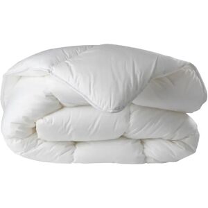 Dodo Couette Quallofil air® 350g/m2 - Couette 1-2 Pers : 200x200cm - Blanc - DodoLe garnissage haut de gamme et très épais de cette couette Dodo® Quallofil air® vous assure d'un moelleux et d'une chaleur incomparable.Couette 1-2 pers : 200x200cmBlanc