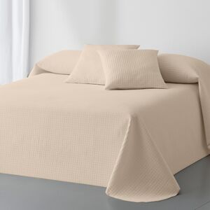 Blancheporte Couvre-lit uni effet gaufré - BlancheporteCoup de coeur pour ce couvre-lit au bel effet gaufré raffiné et au style épuré ultra tendance, qui saura moderniser votre chambre en un clin d'oeil. Sa chaleur, sa douceur et son moelleux seront appré