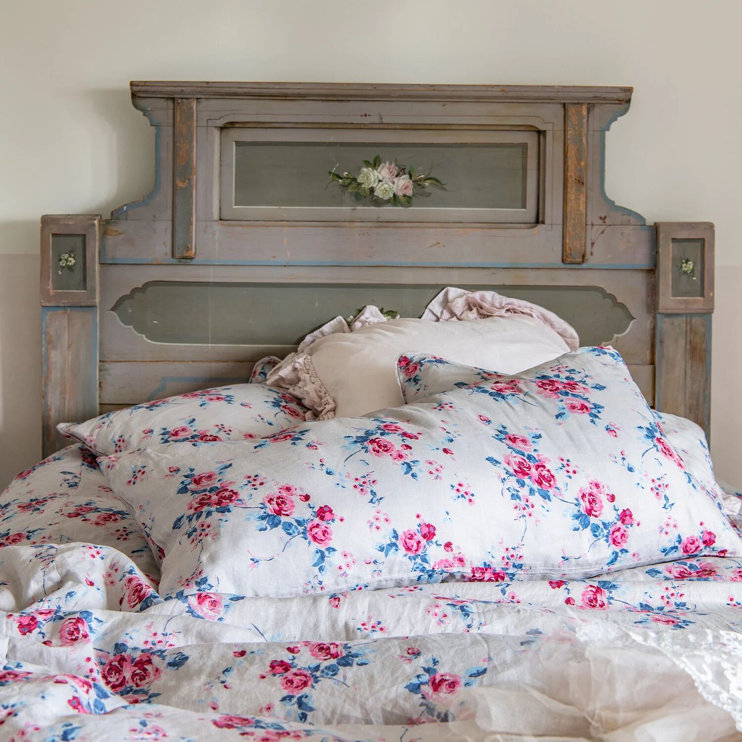 Rachel Ashwell Meadow Manor Somerset Linen - 20"x40" Body Pillow - Limited Edition