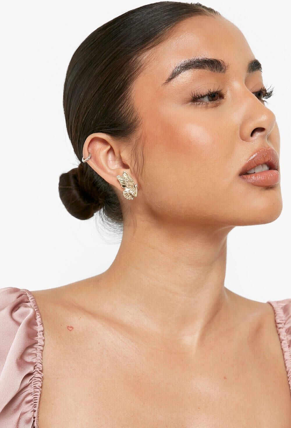 Boohoo Butterfly Stud Earrings- Gold  - Size: ONE SIZE