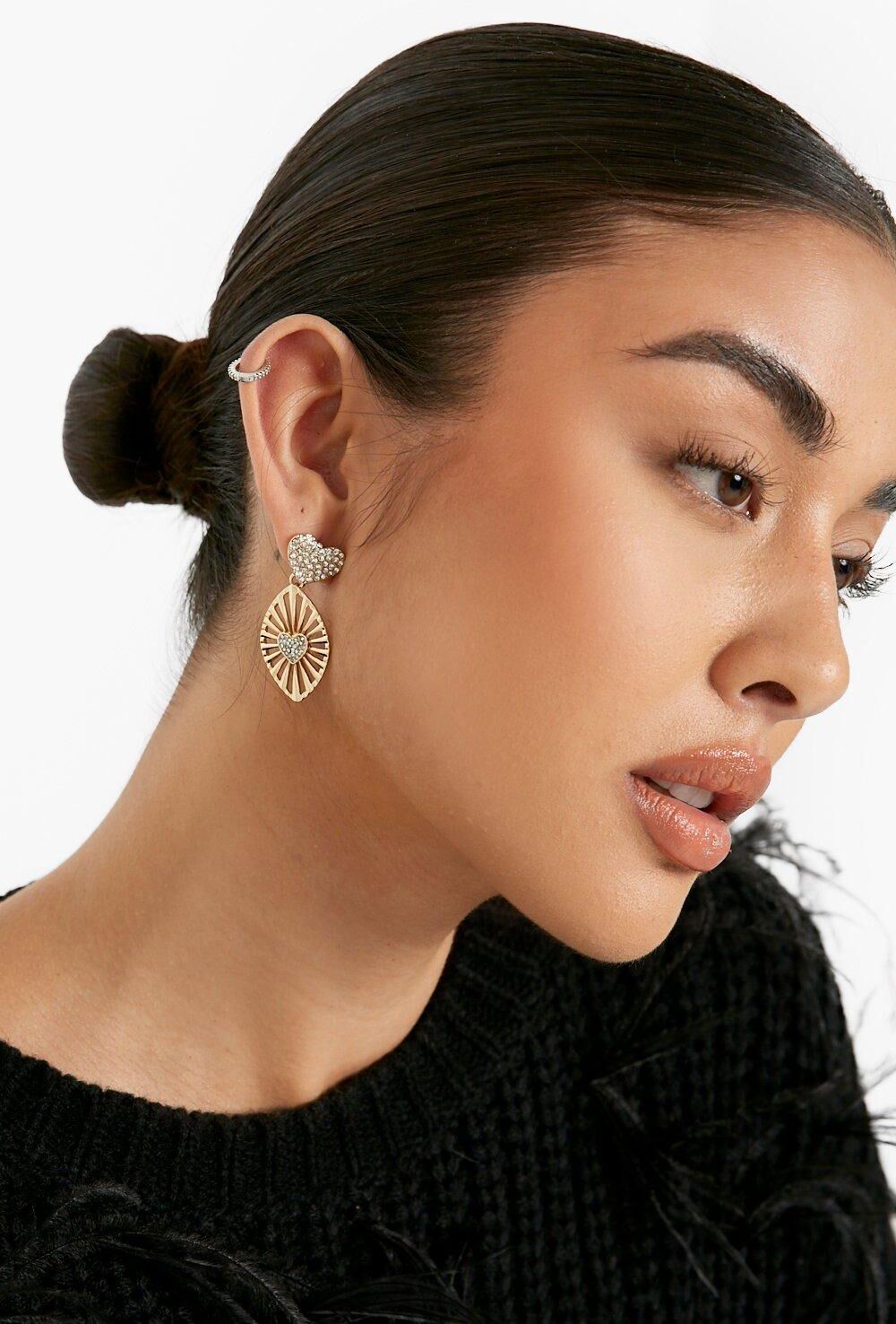 Boohoo Gold Drop Heart Ridge Statement Earrings  - Size: ONE SIZE