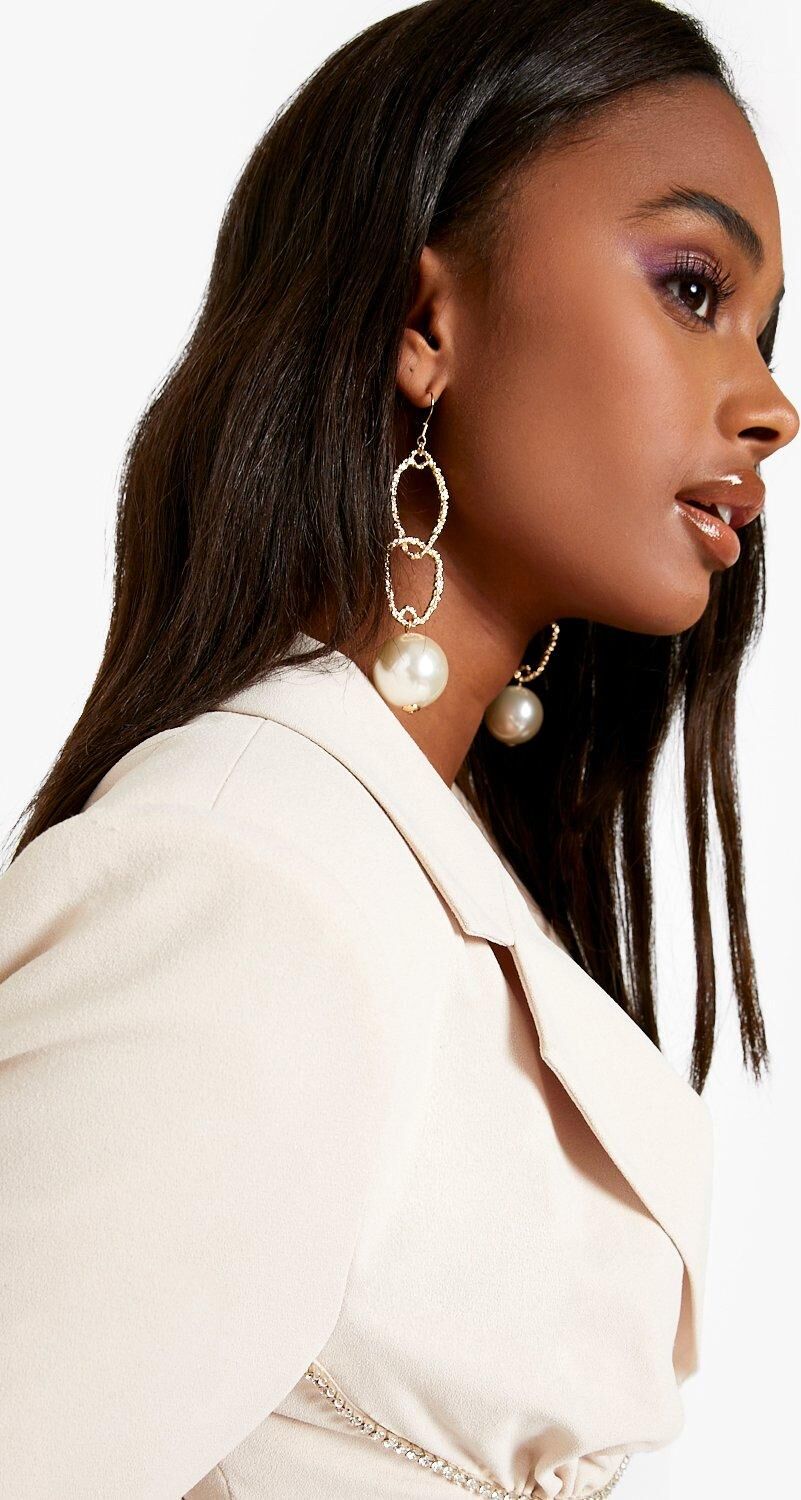 Boohoo Textured Link & Pearl Earrings- Gold  - Size: ONE SIZE