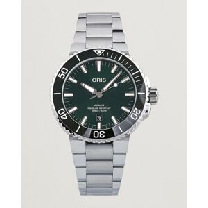 Oris Aquis Date 43,5mm Green - Musta - Size: One size - Gender: men