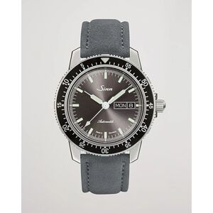 Sinn 104 I A Pilot Watch 41mm Alcantara Strap Grey