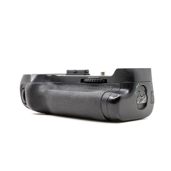 nikon mb-d12 battery grip (condition: well used)