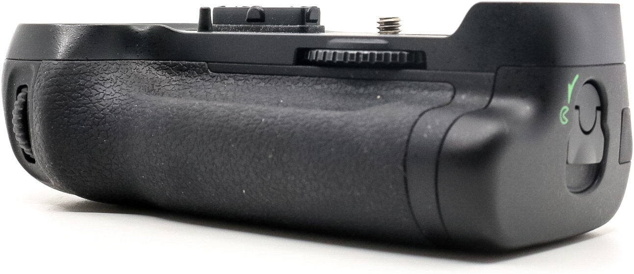 Nikon MB-D12 Battery Grip (Condition: Excellent)