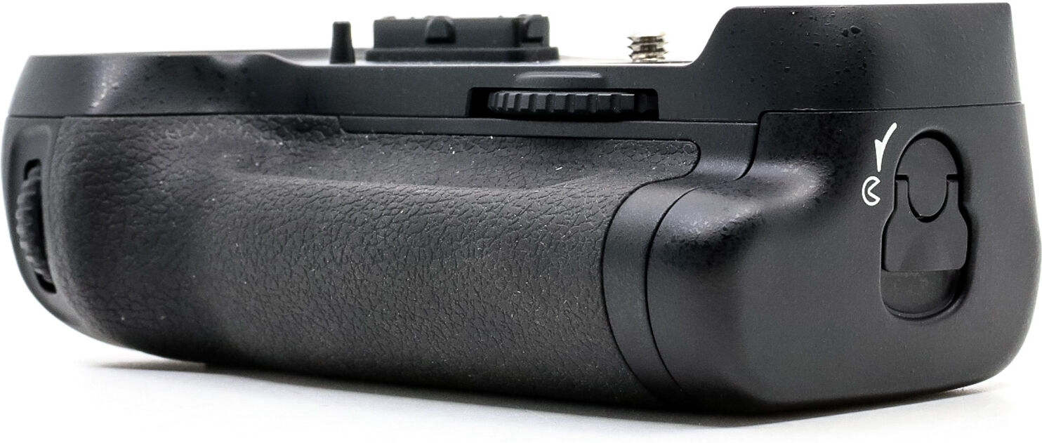 Nikon MB-D12 Battery Grip (Condition: Excellent)