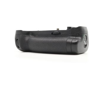 Used Nikon MB-D18 Battery Grip