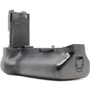 Used Canon BG-E11 Battery Grip