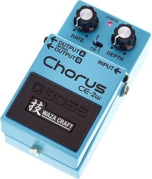 Boss CE-2w