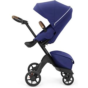 Stokke Xplory X, Bleu Poussette de luxe Réglable pour le confort de bébé et des parents Rembourrage, harnais et fermeture éclair réfléchissante pour plus de sécurité Se plie en un tournemain - Publicité