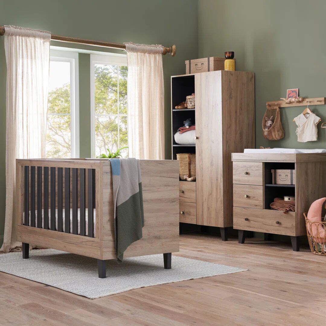 Tutti Bambini Como 3-Piece Nursery Furniture Set brown 91.0 H x 75.0 W x 147.0 D cm