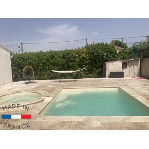 Piscine en coque VAL THORENS de 400X350X150M Filtration avec bio filtre