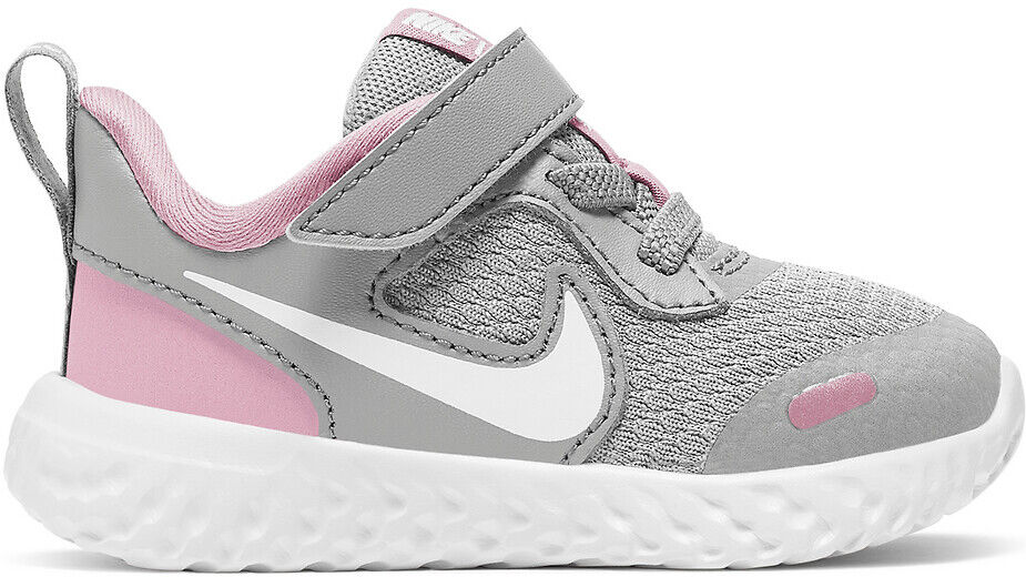 NIKE Sneakers Revolution 5 GRAU